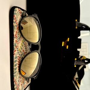 Ray Ban mirrored shades